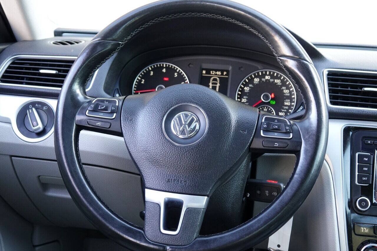 Used 2012 Volkswagen Passat 2.5 SE FWD image 66