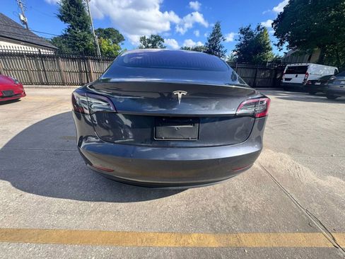 Used 2018 Tesla Model 3 Long Range RWD image 5