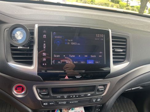 Used 2020 Honda Ridgeline RTL image 8