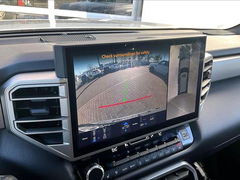 Used 2025 Toyota Sequoia SR5 image 21