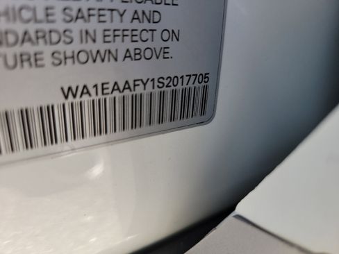 Certified 2025 Audi Q5 2.0T Premium Plus image 33