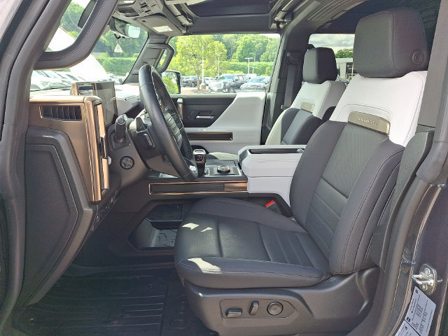 Used 2025 GMC Hummer EV 3X AWD/4WD image 2