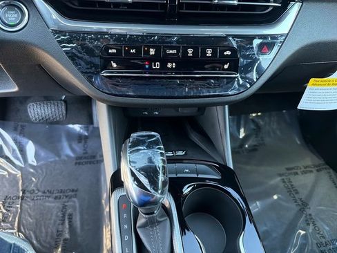 New 2026 Buick Envista Sport Touring FWD image 25