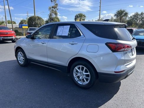 Used 2022 Chevrolet Equinox LT image 4