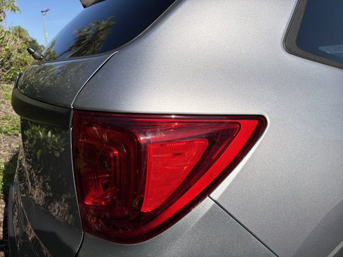 Used 2022 Honda Passport EX-L image 9