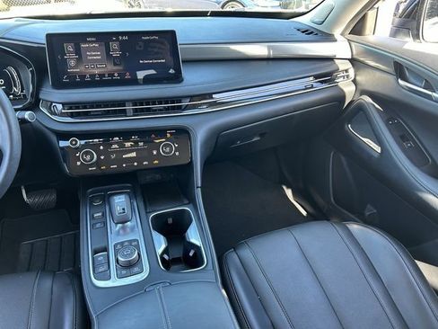 Used 2025 INFINITI QX60 Luxe w/ Vision Package image 17