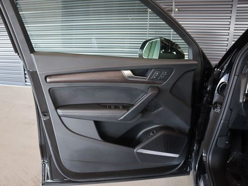 Used 2023 Audi Q5 2.0T Premium Plus w/ Premium Plus Package image 24