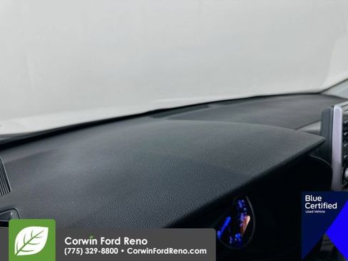 Used 2021 Toyota RAV4 XLE w/ Convenience Package AWD/4WD image 12