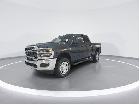 New 2026 RAM 2500 Tradesman AWD/4WD image 4