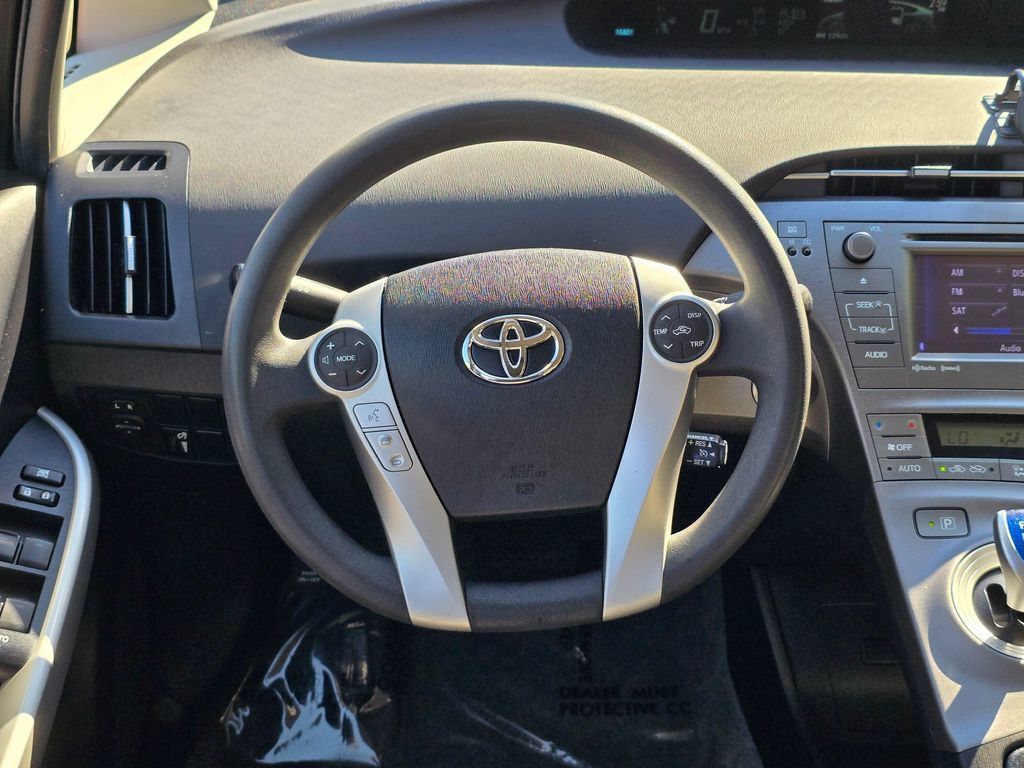Used 2014 Toyota Prius Three FWD image 19