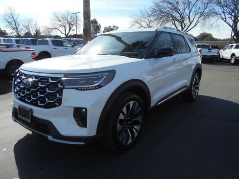 New 2026 Ford Explorer Platinum w/ LUX Leather Package image 1