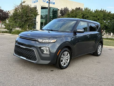 Used 2021 Kia Soul LX FWD image 27