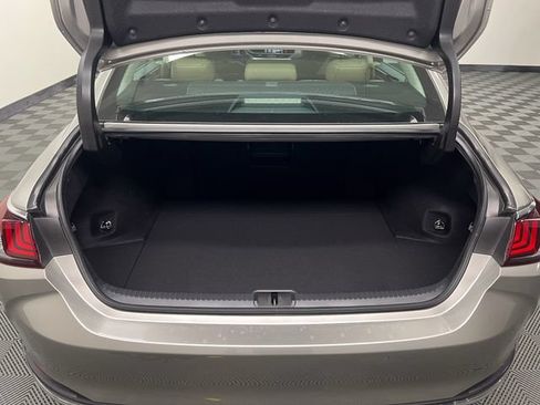 Certified 2021 Lexus ES 300h w/ Premium Package FWD image 8