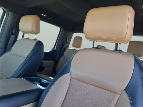 Used 2024 Ford F450 Lariat w/ FX4 Off-Road Package image 14