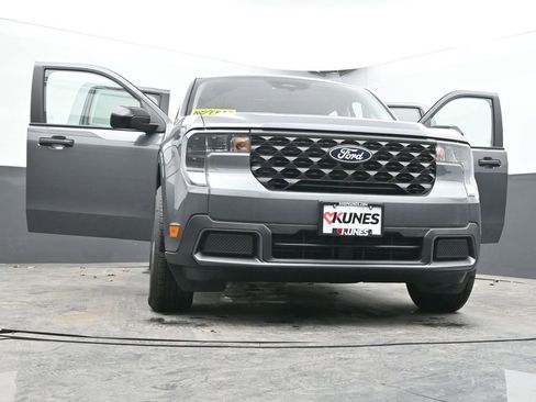 New 2025 Ford Maverick XLT w/ XLT Luxury Package image 68