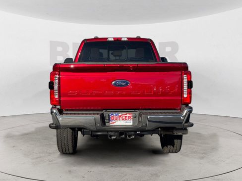 New 2026 Ford F350 Lariat w/ FX4 Off-Road Package image 4