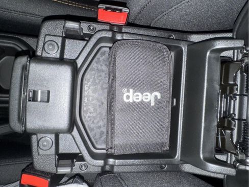 New 2026 Jeep Gladiator Mojave AWD/4WD image 22
