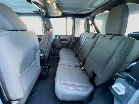 Used 2024 Jeep Wrangler Sport S image 23