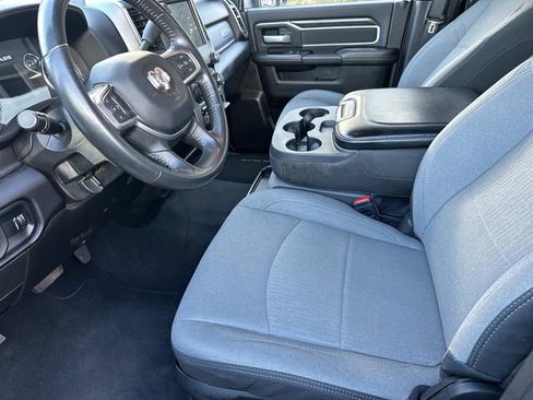 Used 2024 RAM 2500 Big Horn image 10