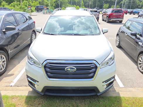Used 2021 Subaru Ascent Premium w/ Convenience Package AWD/4WD image 3