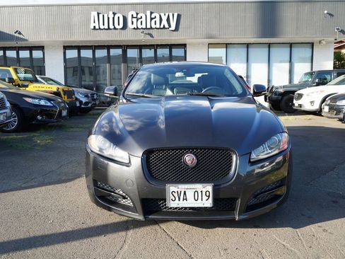 Used 2015 Jaguar XF Portfolio RWD image 3