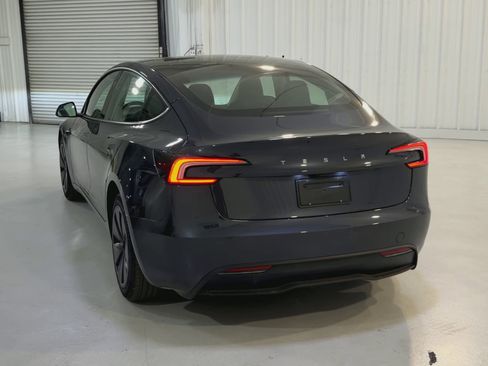 Used 2025 Tesla Model 3 Long Range image 6