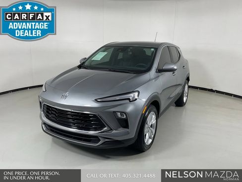 Used 2025 Buick Encore GX Preferred FWD image 1