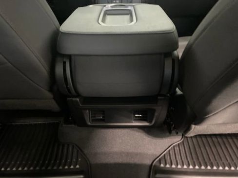 Used 2023 Chevrolet Silverado 1500 Custom Trail Boss w/ LPO, Dark Essentials Package image 15