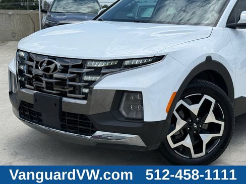 Used 2022 Hyundai Santa Cruz Limited AWD/4WD image 2
