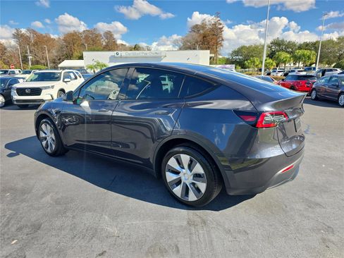 Used 2024 Tesla Model Y Long Range image 6