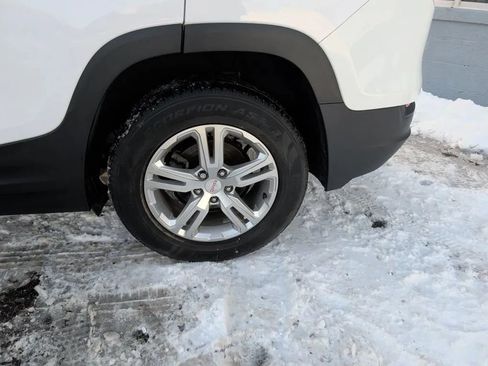 Used 2018 GMC Terrain SLE w/ Driver Convenience Package image 10