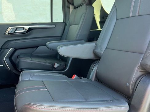 New 2026 Chevrolet Suburban RST w/ Comfort Package AWD/4WD image 26