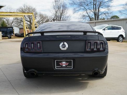 Used 2006 Ford Mustang GT image 13