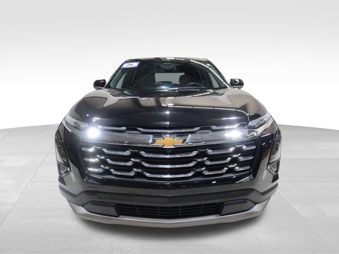 Used 2026 Chevrolet Equinox LT FWD image 7