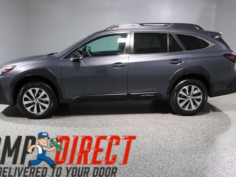 Used 2023 Subaru Outback Premium AWD/4WD image 10