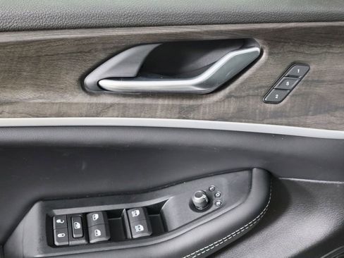 New 2025 Jeep Grand Cherokee Limited image 22