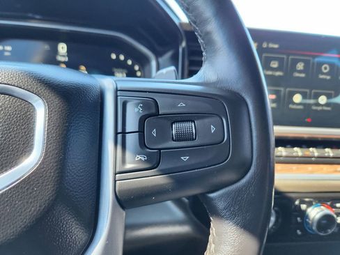 Used 2023 GMC Sierra 1500 SLT AWD/4WD image 19