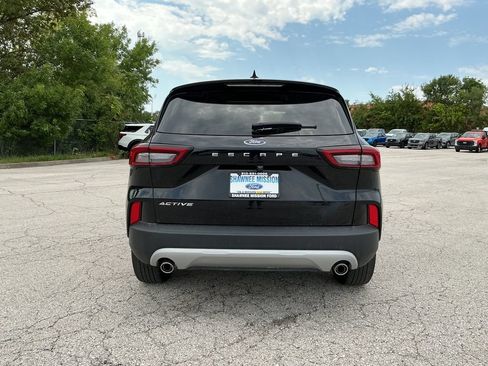 Used 2024 Ford Escape Active w/ Cold Weather Package FWD image 4