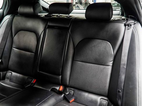 Used 2020 Kia Stinger GT-Line image 38