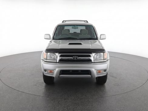 Used 2000 Toyota 4Runner SR5 AWD/4WD image 5