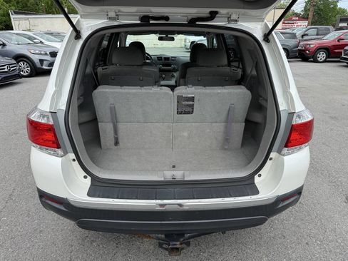 Used 2011 Toyota Highlander 4WD w/ Tech Pkg image 27