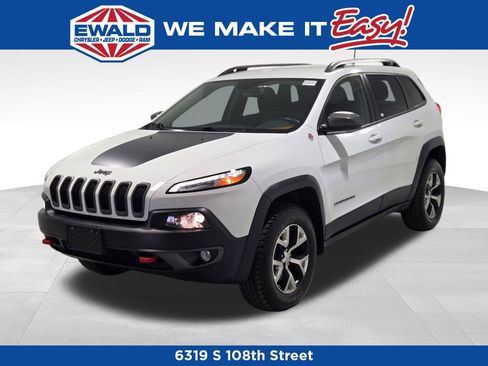 Used 2016 Jeep Cherokee Trailhawk w/ Cold Weather Group image 1