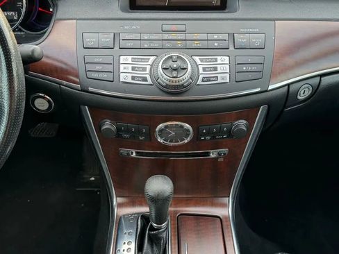 Used 2009 INFINITI M35 x image 19