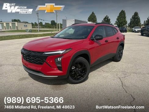 New 2026 Chevrolet Trax LT w/ Driver Confidence Package FWD image 1