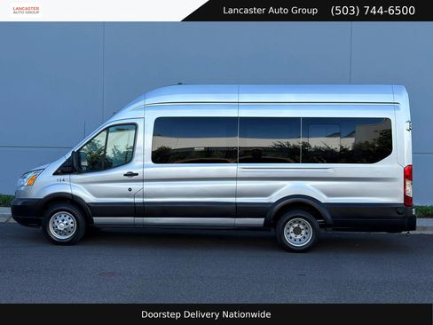Used 2019 Ford Transit 350 XLT RWD image 3