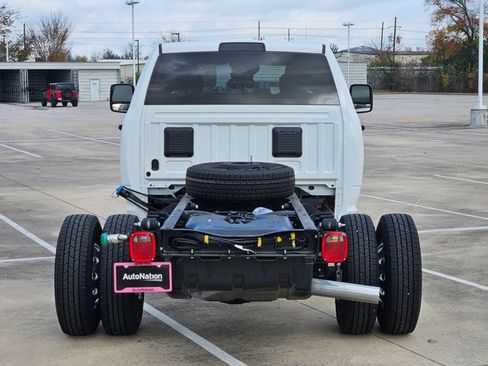 New 2025 RAM 3500 Tradesman w/ Chrome Appearance Group image 6