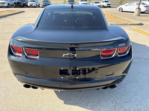 Used 2010 Chevrolet Camaro SS w/ RS Package RWD image 5