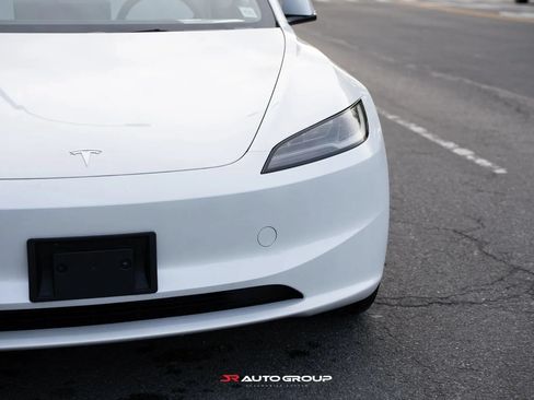 Used 2025 Tesla Model 3 Long Range RWD image 4