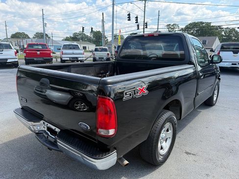 Used 2001 Ford F150 XLT image 3