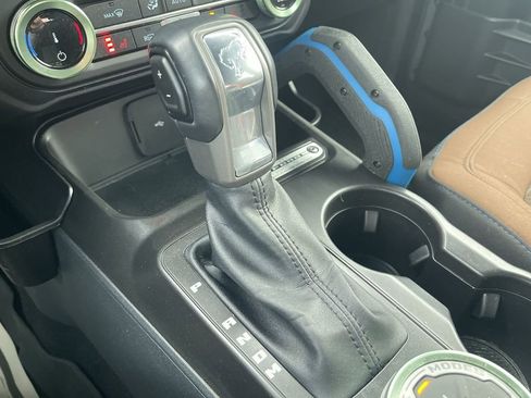 Used 2022 Ford Bronco Outer Banks AWD/4WD image 32